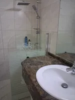 للايجار شقه ثلاث غرف وصاله : Image 1