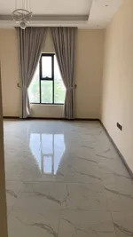 للبيع فيلا جديدة بالكامل في منطقة الزاهية – عجمان  ✨ مواصفات الفيلا: 	•	مساحة الأرض: 3620 قدم مربع 	•	6 غرف ماستر 	•	مجلس + صالة واسعة / غرفة طعام 	•	غرفة خادمة 	•	تشمل 11 مكيف سبليت جديدة بالكامل  💰 سعر البيع: 1,800,000 درهم 🏠 سعر الإيجار: 140,000 د : Image 5