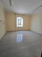 للبيع بيت نظيف جدا جاهز للسكن في الصاروج : Image 1