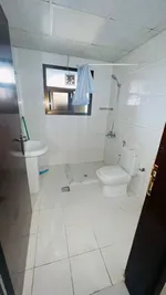 شقه 3غرف وصاله مع 3حمام وبلكون للايجار السنوي بالنعيميه 3 : Image 2