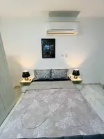 A furnished studio for the first inhabitant : Image 1