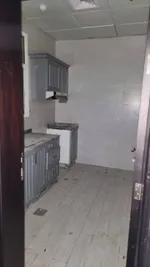 للايجار السنوي في الروضه غرفه وصاله  منفصله في عجمان//For annual rent in Al Rawda, Ajman: a separate room and living room : Image 2