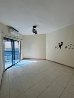 🌟 شقة راقية مع بلكونة  للإيجار السنوي في المجاز 2 – موقع استراتيجي ومميز 🌟 : Image 1