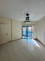 🌟 شقة راقية مع بلكونة  للإيجار السنوي في المجاز 2 – موقع استراتيجي ومميز 🌟 : Image 2