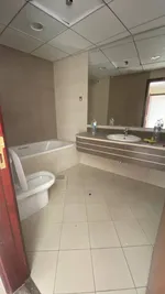 🏡 شقة غرفتين وصالة للبيع – فرصة مميزة! 📍 عجمان – أبراج الرزيدينس، كورنيش عجمان : Image 7