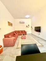 غرفه وصاله مدخل خاص للايجار المفروش بمدينة الرياض (جنوب الشامخه) موقع مميز قريب من الخدمات. : Image 4