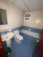 شقه غرفه وحمام بلكونه صاله منفصله مساحه كبيره العنوان النعيمية في عجمان///A one-bedroom apartment with a bathroom, a balcony, a separate living room, and a large area. Located in Al Nuaimiya, Ajman, : Image 3