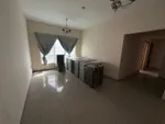 قريب من ميجا مول القاسميه : Image 6