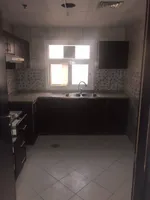 For Rent Apartment in Al Qulayaah, Sharjah : Image 4