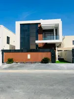 Villa for Sale in Al Bahia

Spacious villa featuring 4 master bedrooms a large hall majlis two kitchens with dining area : Image 1