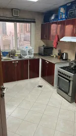 🏠فرصة بيع مميزة جداً حق السكن او الاستثمار
للبيع شقة في امارة الشارقه منطقه التعاون مميز  تبعد مسافه دقيقتين عن دبي مساحتها1200قدم .....  

🛏️تتكون من غرفتين وصاله منهم غرفه ماستر 
🧑‍🍳مطبخ 
🛁حمام ضيوف ك+ صاله كبيره  
🅿️معها 1 بركنج 

موقع ممتاز واطلا : Image 7