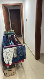 🏠فرصة بيع مميزة جداً حق السكن او الاستثمار
للبيع شقة في امارة الشارقه منطقه التعاون مميز  تبعد مسافه دقيقتين عن دبي مساحتها1200قدم .....  

🛏️تتكون من غرفتين وصاله منهم غرفه ماستر 
🧑‍🍳مطبخ 
🛁حمام ضيوف ك+ صاله كبيره  
🅿️معها 1 بركنج 

موقع ممتاز واطلا : Image 3