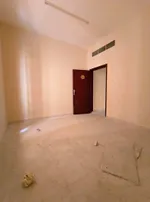 شقة للإيجار السنوي – الراشدية 1 (قرب الميناء) : Image 1