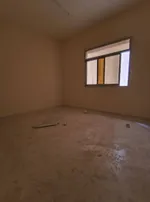 شقة للإيجار السنوي – الراشدية 1 (قرب الميناء) : Image 4