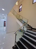 A large villa in a great location in front of the mosque : Image 5