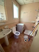 For Rent Apartment in Al Nabaah, Sharjah : Image 4