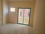 For Rent Apartment in Bu Tina, Sharjah : Image 2