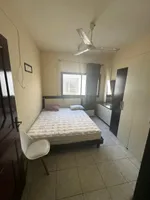 شقة للإيجار في بوطينة, الشارقة : Image 1