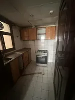 شقة للإيجار في بوطينة, الشارقة : Image 5