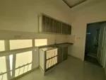 The room and hall of the first resident has a private entrance in Khalifa A : Image 3