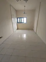 Two rooms and a hall : Image 7