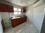 شقة للإيجار في النباعة, الشارقة : Image 1