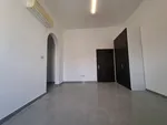 شقة للإيجار في مدينة شخبوط, ابوظبي : Image 1