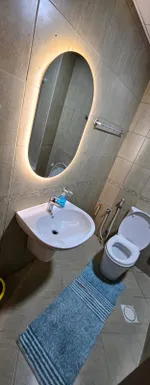 استوديو بتملك حر وبلكونة بعائد استثماري قوي في النعيمية 1 : Image 4