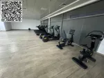 For annual rent in Ajman, a furnished room and hall with 2 bathrooms is available in Rashidiya 1 near Ghalfa Bridge and the Ambassador Market, with a balcony with an open view, a spacious area, central air conditioning with a gym and a free swimming  : Image 6