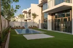 Ultra-Luxury 5BR Contemporary Villa | Private Pool & Elevator | District One MBR City : Image 4
