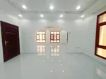 فيلا للإيجار في مدينة شخبوط, ابوظبي : Image 2