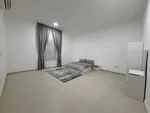 For Rent Apartment in Al Dhahir, Al Ain : Image 5