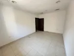 فيلا تجارية للايجار السنوي في موقع مميز  فرصه مميزة : Image 2