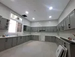 Residential villa consists of 7 rooms with a captain and the rest of the services are from a council, maid room, laundry, ironing and kitchen with store : Image 4
