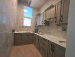 Residential villa consists of 7 rooms with a captain and the rest of the services are from a council, maid room, laundry, ironing and kitchen with store : Image 5