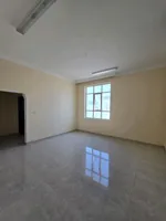 للبيع بيت في العين الهيلي نظيف جدا : Image 1