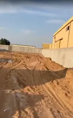 حوطه للايجار السنوي مساحه كبيرة موقع مميز : Image 4