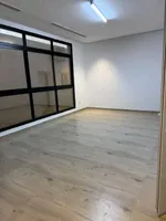 للايجار مدينة الرياض جنوب الشامخه شقق غرف و صاله ومتوفر ملاحق غرفه وصاله حمامين واستديوهات عوائل : Image 2