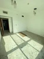 للبيع شقة فاخرة  غرفة + وصالة مع اطلالة مفتوحة على المدينة : Image 8