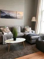 غرفه وصاله ومطبخ و 2 حمام و بلكونه للبيع بالتقسيط بابراج الستي تاور عجمان : Image 2