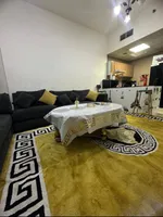 بقسط شهري 2950 فقط شقة غرفة و صالة للبيع في السيتي تاور : Image 2