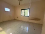 شقة للإيجار في النباعة, الشارقة : Image 1