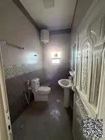 فيلا تجارية 10000قدم علي شارع مكة منطقة الروضةCommercial villa – 10,000 sq. ft. on Makkah Street, Al Rawda area. : Image 5