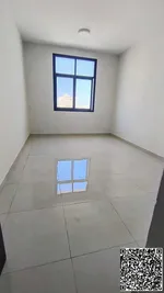 شقة غرفتين وصالة مع 2 حمام وبلكونة وتكييف مركزي للإيجار في الجرف 3 – ثاني ساكن ومساحات واسعة بالقرب من جميع الخدمات : Image 2