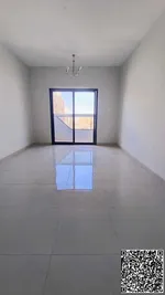 شقة غرفتين وصالة مع 2 حمام وبلكونة وتكييف مركزي للإيجار في الجرف 3 – ثاني ساكن ومساحات واسعة بالقرب من جميع الخدمات : Image 8