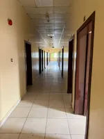 سكن عمال متكامل وجاهز للتشغيل الفوري في موقع صناعي حيوي في الشارقة : Image 4