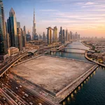 Free development land in a strategic location on Sheikh Zayed Road : Image 5