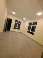 فيلا للإيجار في الشامخة, ابوظبي : Image 1