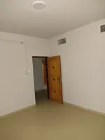 For Rent Apartment in Bu Tina, Sharjah : Image 2