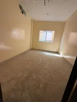 فرصه مميزة سكن عمال عدد غرف كبير يناسب الشركات والمستثمرين  في افضل موقع عجمان : Image 4